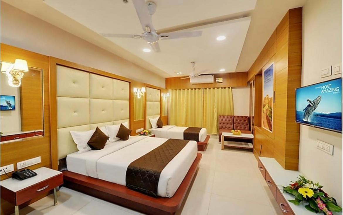 Hotel Raj Comfort Bangalore Extérieur photo